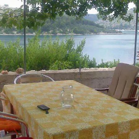 Seaside Secluded Cove Dragnjevica - Telascica, Dugi Otok - 8140 Apartment *
