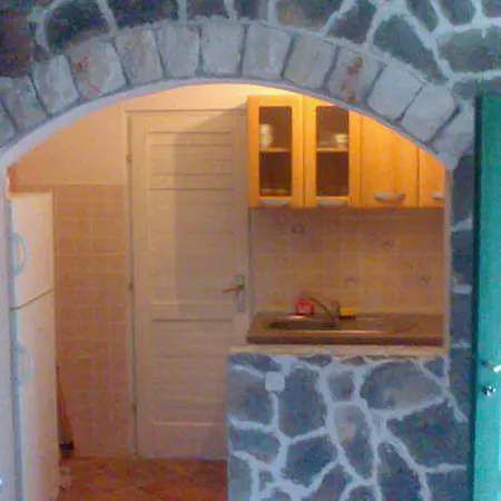 Seaside Secluded Cove Dragnjevica - Telascica, Dugi Otok - 8140 Apartamento *
